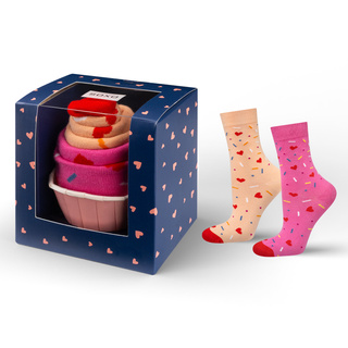 1 Paar von lustigen Socken mit Cupcakemotiv in einzigartiger Verpackung | Damensocken | SOXO
