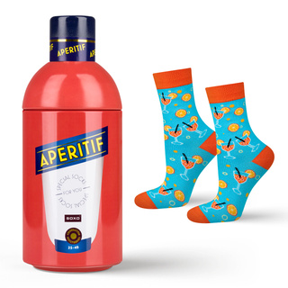 Socken mit Aperitif-Motiv in Flaschenverpackung